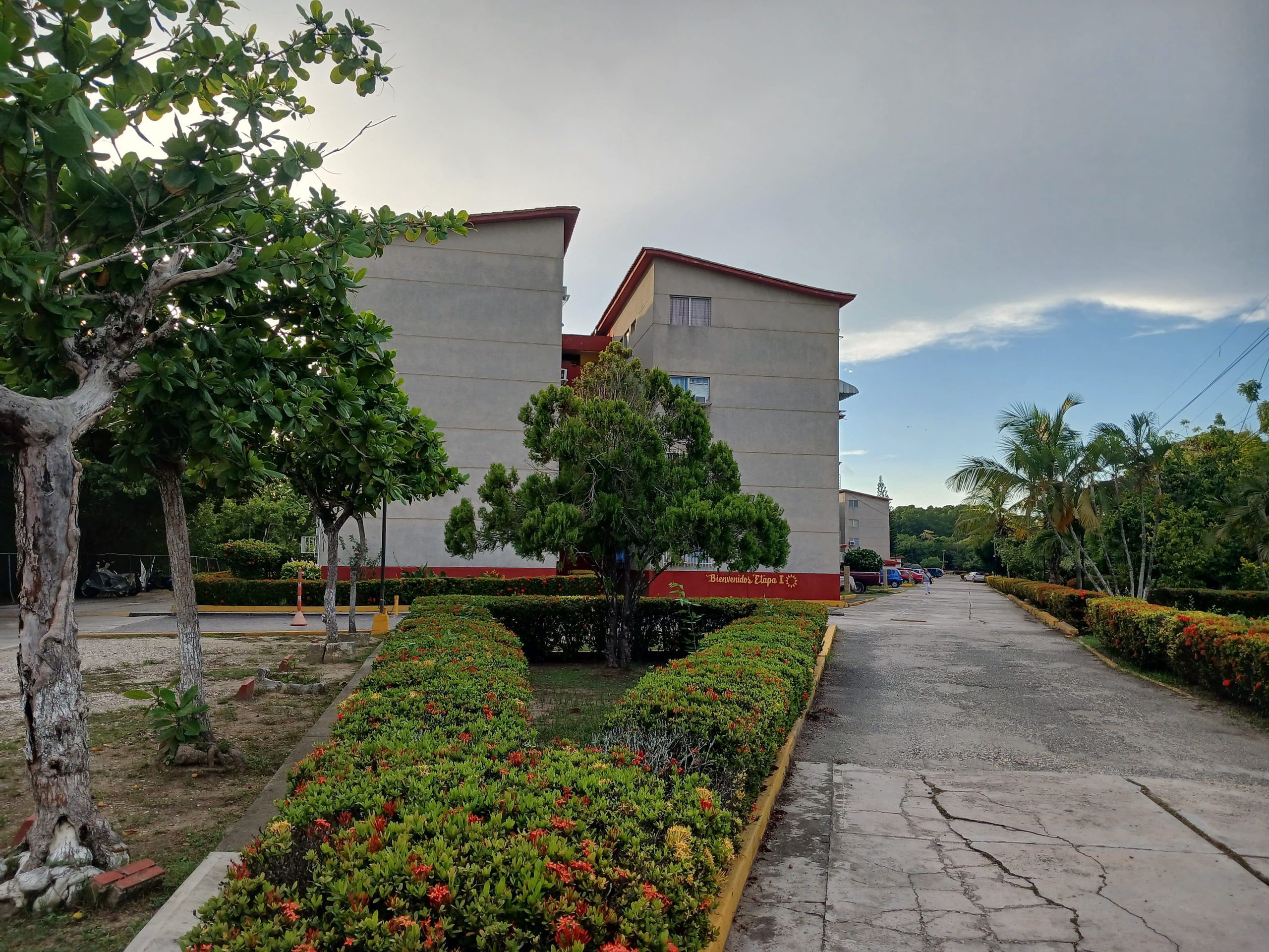 Conj. Residencial, Quitasol.